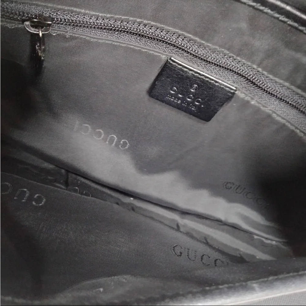 Gucci Jackie Black Shoulder Bag with Piston Lock EUC - Picture 8 of 17
